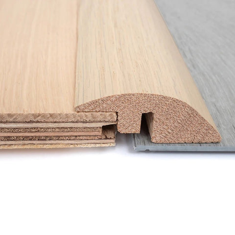 Lusso Invisible Oak Ramp Profile - Available Lengths 900mm & 2700mm Lusso Invisible Oak Ramp Profile - Available Lengths 900mm & 2700mm