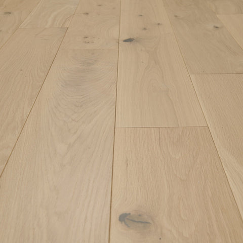 Lusso Modena Luxe Ghost Engineered Oak Lusso Modena Luxe Ghost Engineered Oak