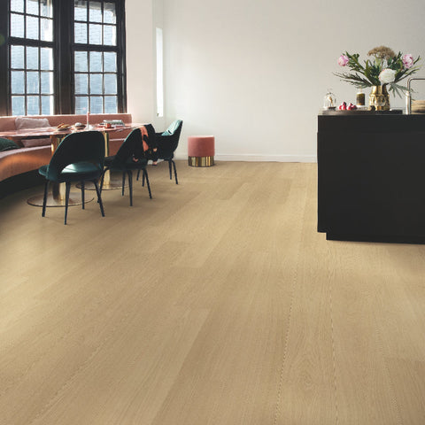 Quick-Step Signature Beige Varnished Oak SIG4750 Laminate Flooring
