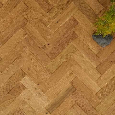 Lusso Carrara Luxe Natural Brushed & Oiled Oak Herringbone Engineered Wood Flooring