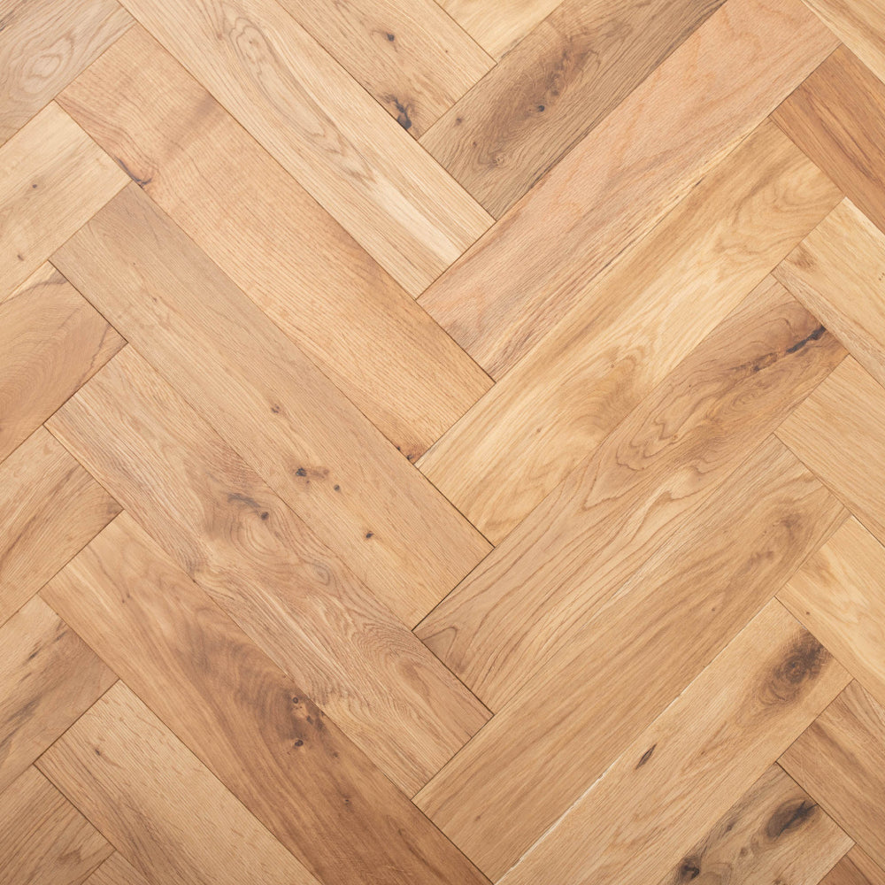 Lusso Verona Natural Smooth Lacquered Rustic Herringbone Solid Oak Flooring - (SAMPLE)