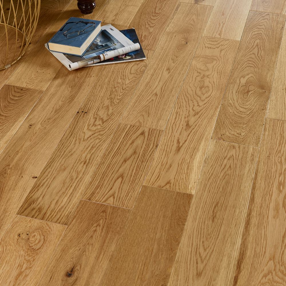Uniqo Natural Brushed & Lacquered Engineered Oak - (SAMPLE)