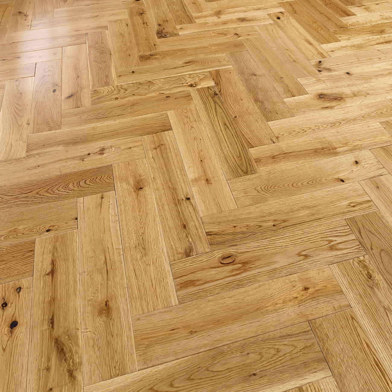 Lusso Rome Herringbone Natural Lacquered Engineered Oak - (SAMPLE)