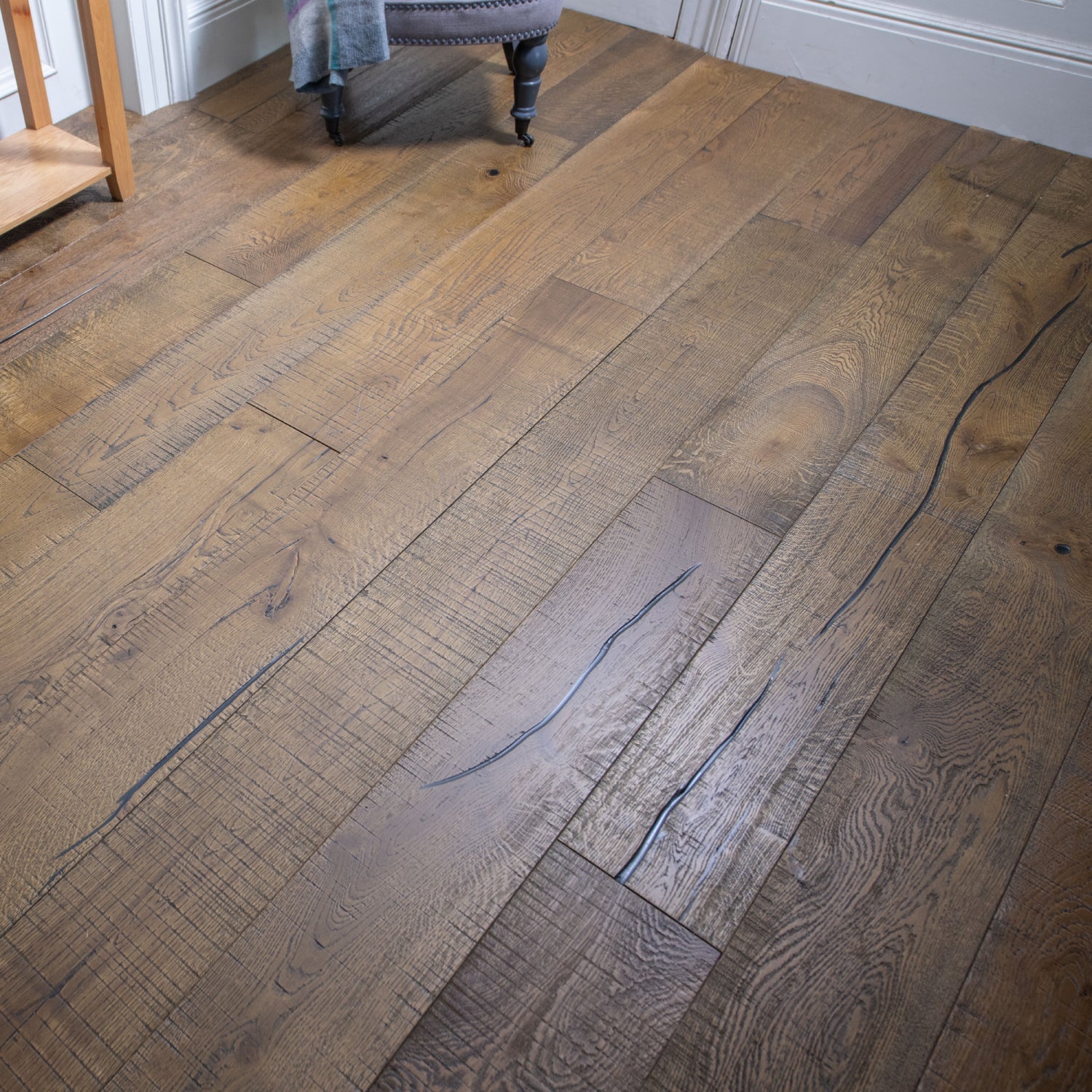 Trento Distressed Oiled Golden Sawn Engineered Oak 220mm - (SAMPLE)