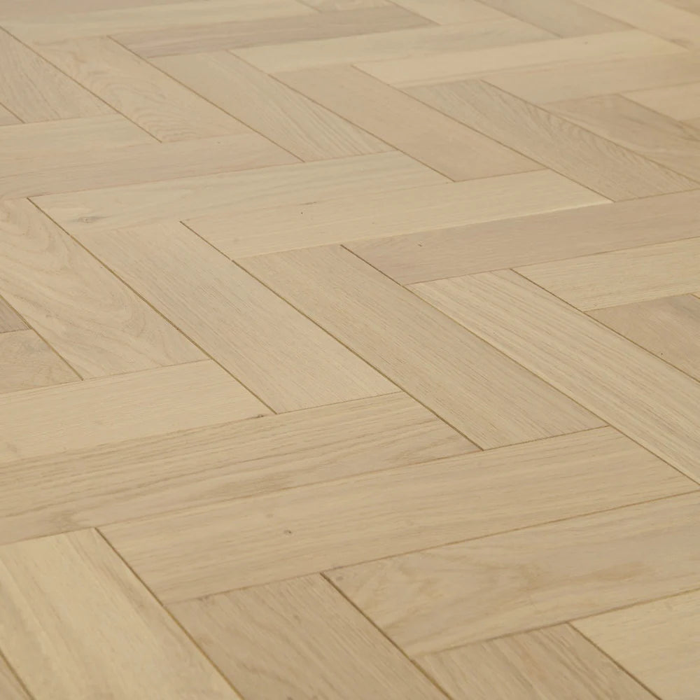 Lusso Venice Luxe Natural Oak Invisible Oiled 20/6 mm Herringbone Engineered Wood Flooring