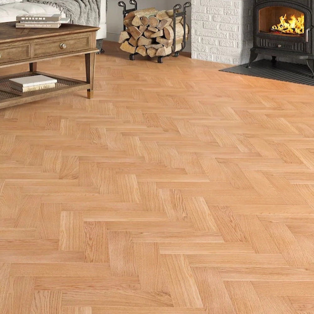 Lusso Venice Luxe Natural Oak Lacquered 20/6 mm Herringbone Engineered Wood Flooring - (SAMPLE)