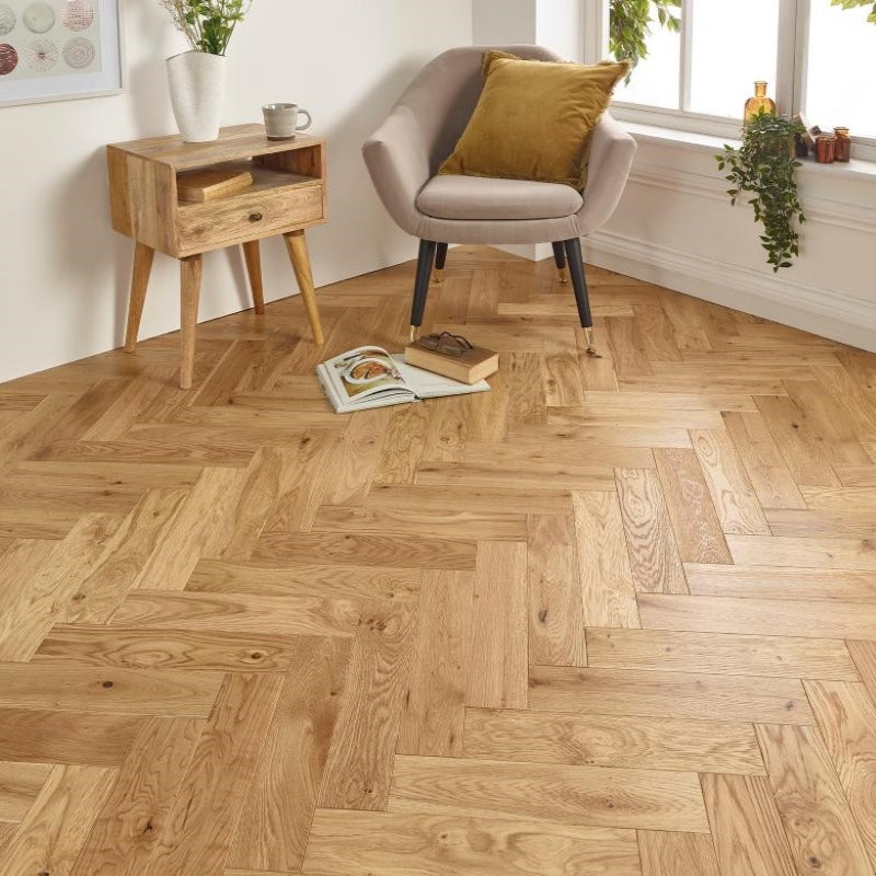 Novara Herringbone Natural Brushed & Lacquered Engineered Oak - (SAMPLE)