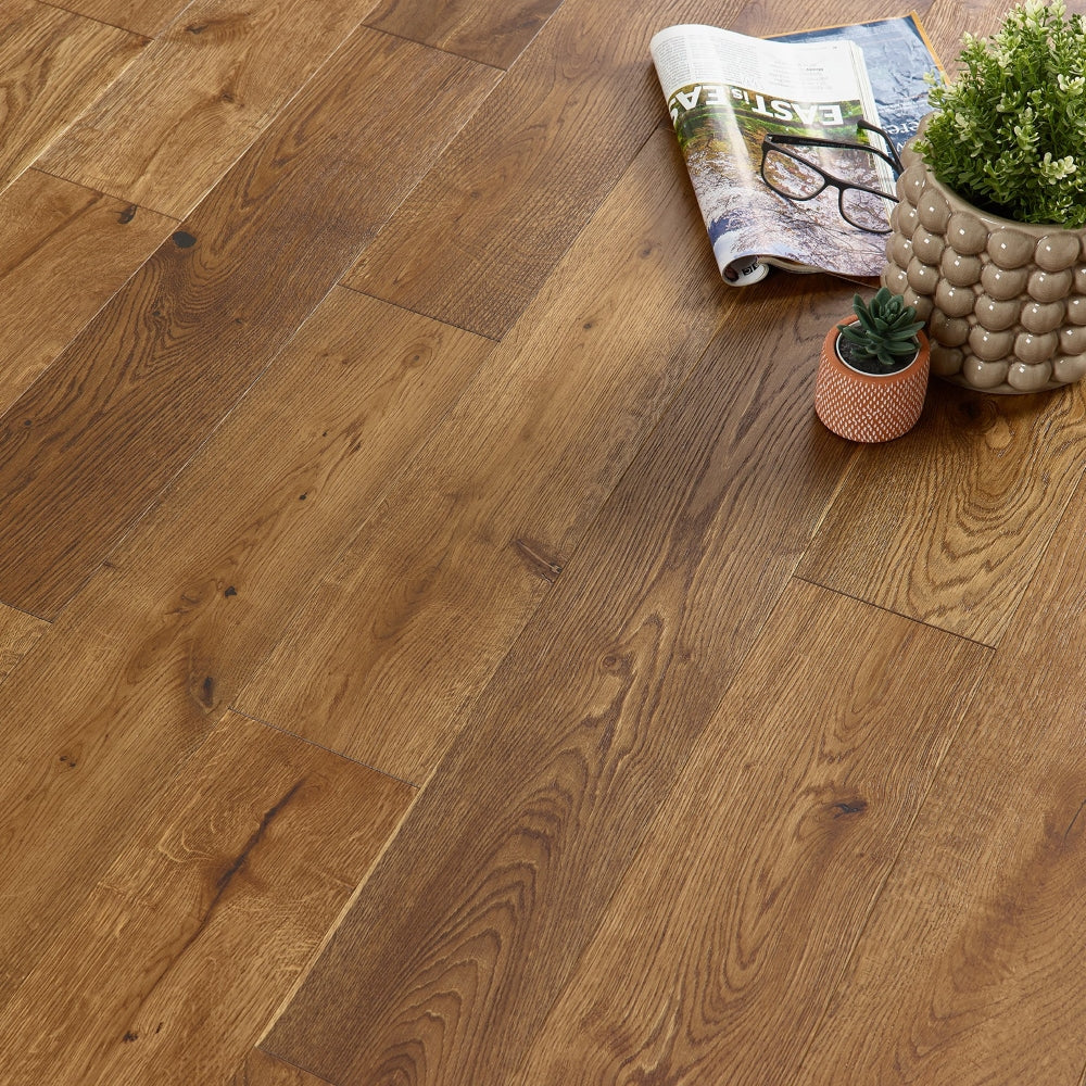 Novara Smoked Brushed & Lacquered Engineered Oak - (SAMPLE)