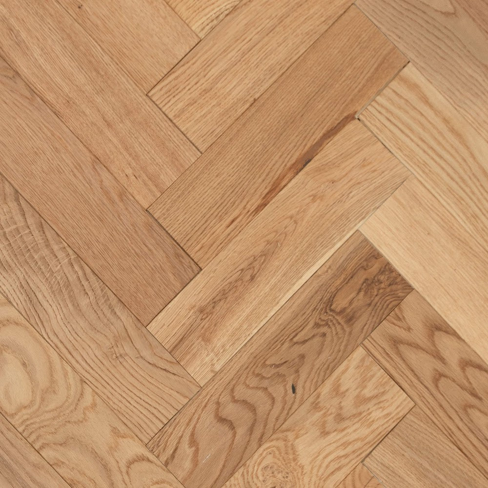 Lusso Carrara Luxe Natural Lacquered Oak Herringbone Engineered Wood Flooring