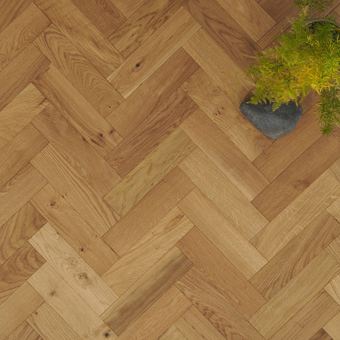 Lusso Carrara Luxe Natural Brushed & Oiled Oak Herringbone Engineered Wood Flooring