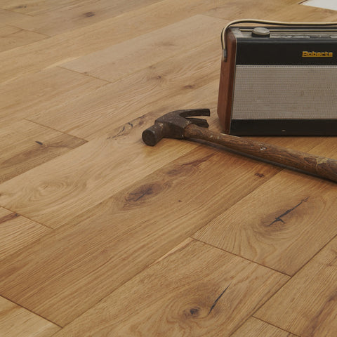 Lusso Uniqo Natural Brushed & Lacquered Engineered Oak Flooring