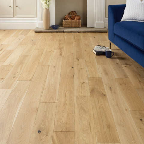 Job Lot - 7 Packs/10.08sqm of Lusso Novara Brushed & Invisible Engineered Oak
