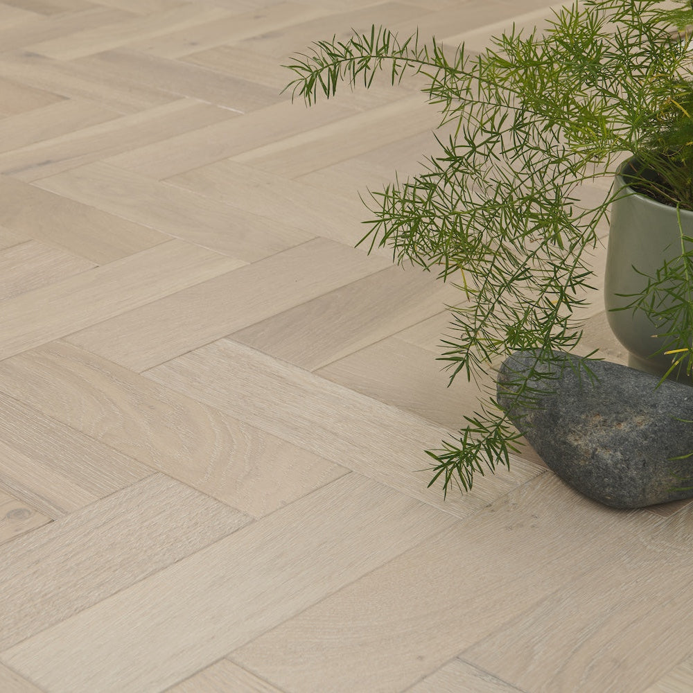 Lusso Novara Luxe Cougar Herringbone Engineered Oak - (SAMPLE)
