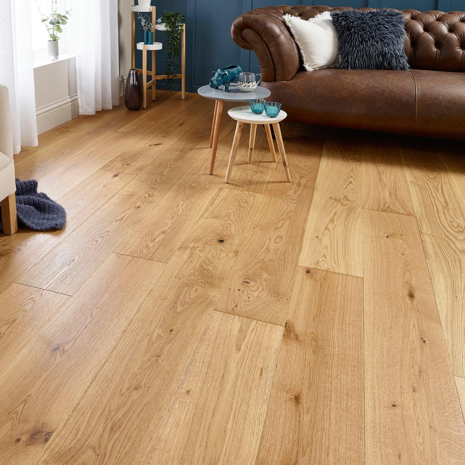 Lusso Trento Distressed Natural Brushed & Lacquered Engineered Oak 220mm - (SAMPLE)