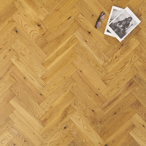 Lusso Venice Luxe Golden Oak Brushed & Oiled 20/6 mm Herringbone Engineered Wood Flooring