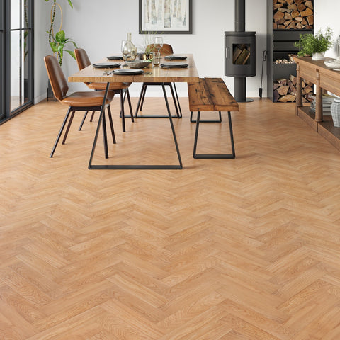 Lusso Venice Luxe Natural Oak Brushed & Oiled 20/6 mm Herringbone Engineered Wood Flooring