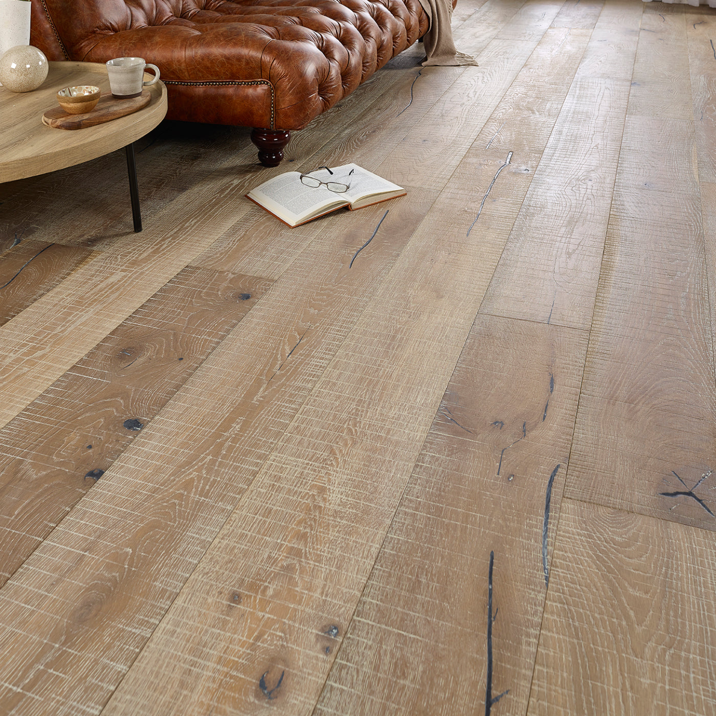 Lusso Trento Distressed Oiled Grey Sawn Engineered Oak 220mm