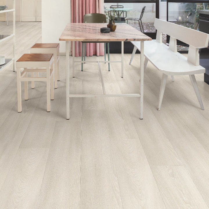 Quick-Step Signature White Premium Oak SIG4757 Laminate Flooring